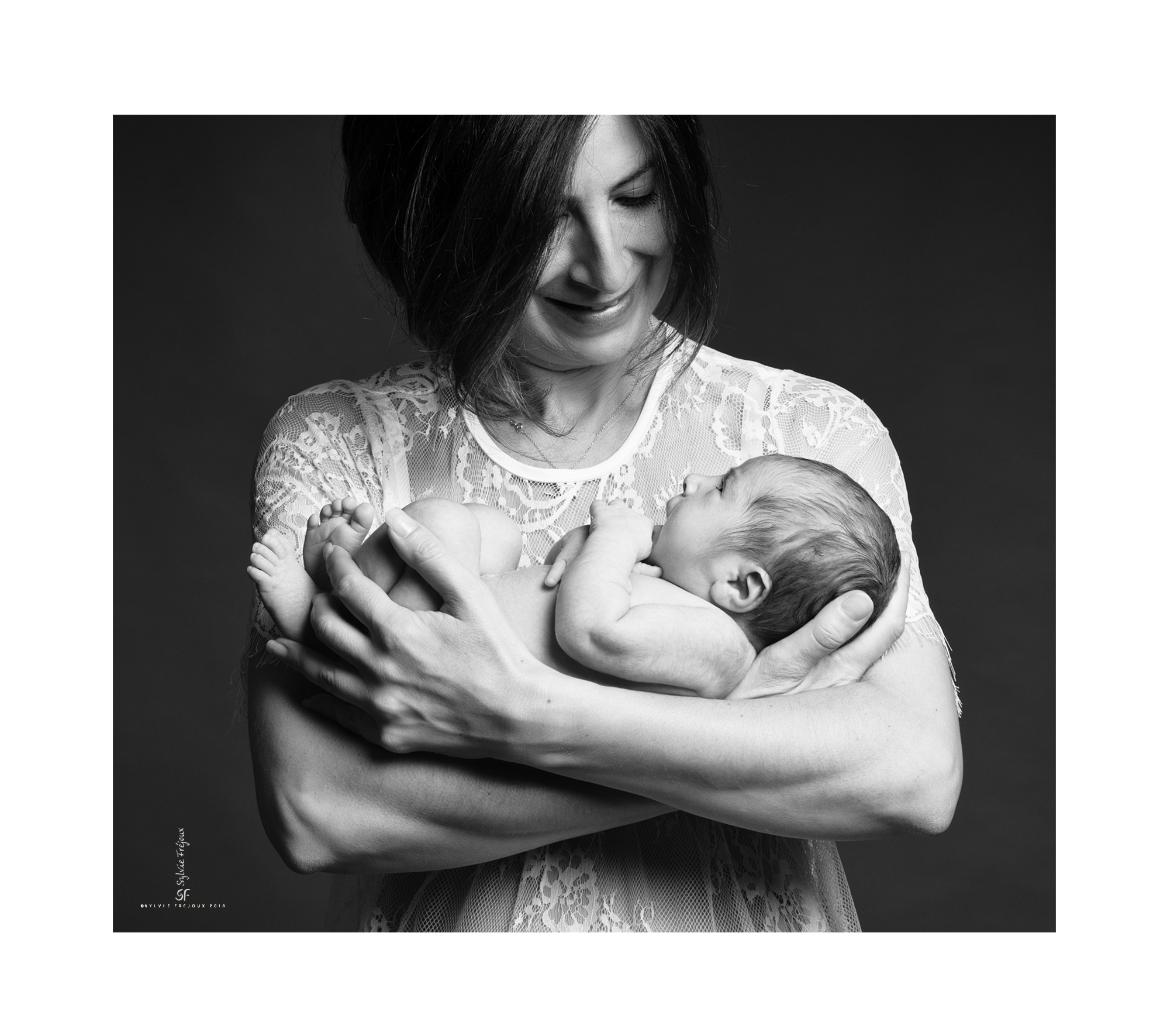 photographies de portrait de bebe et nouveau-ne en famille à toulon